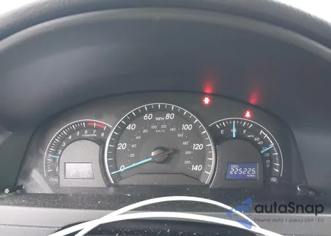 2013 Toyota Camry L/Se/Le/Xle z USA, uszkodzony, nr VIN 4T4BF1FK9DR295170